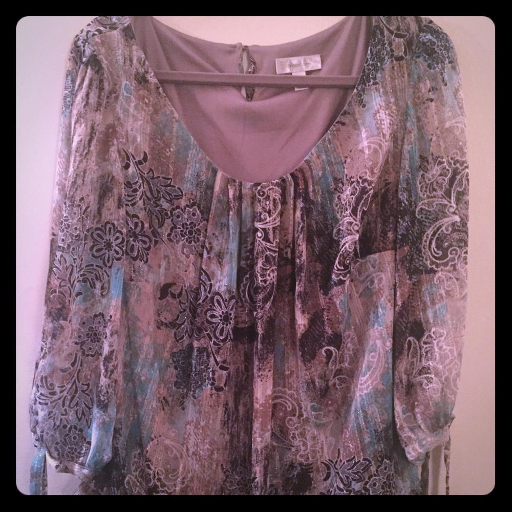 Summer Blouse with Ruched Sleeves and Hem